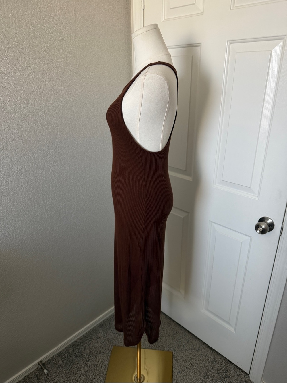 Sparkle & Fade Ribbed Halter Midi Dress in Brown - Picture 4 of 5
